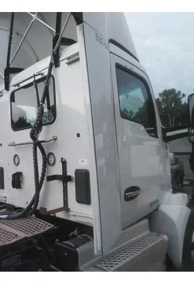 KENWORTH T680 CAB EXTENSION