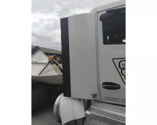 KENWORTH T680 CAB EXTENSION