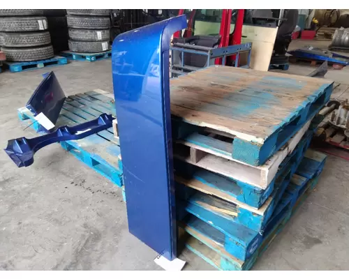 KENWORTH T680 CAB EXTENSION