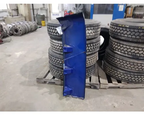 KENWORTH T680 CAB EXTENSION