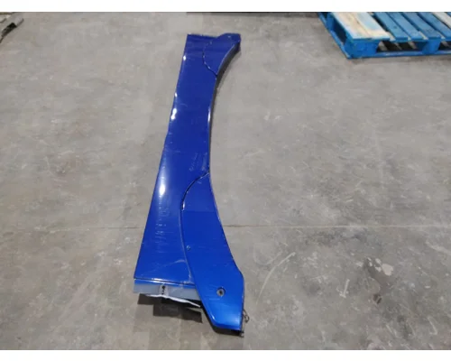 KENWORTH T680 CAB EXTENSION