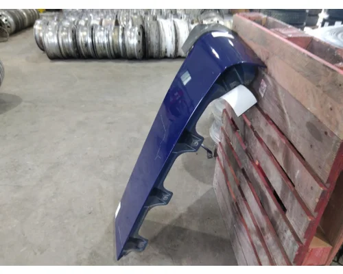 KENWORTH T680 CAB EXTENSION