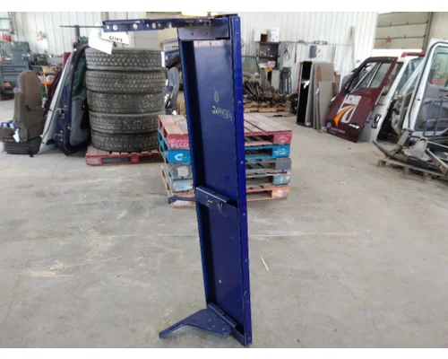 KENWORTH T680 CAB EXTENSION