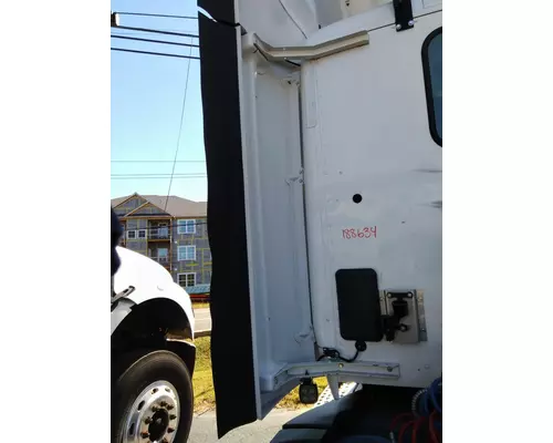 KENWORTH T680 CAB EXTENSION