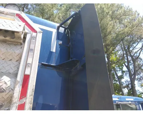 KENWORTH T680 CAB EXTENSION