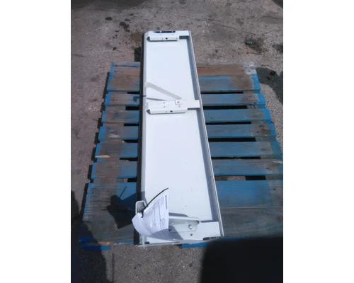 KENWORTH T680 CAB EXTENSION