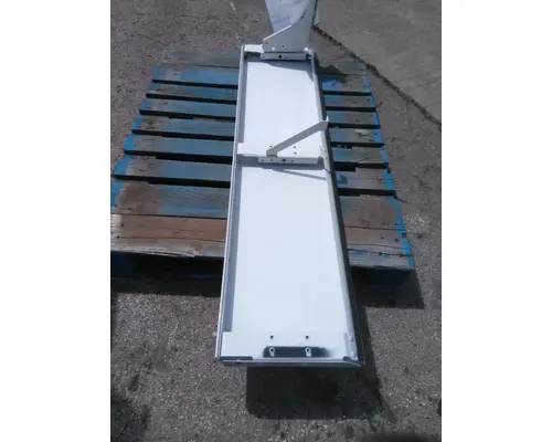 KENWORTH T680 CAB EXTENSION