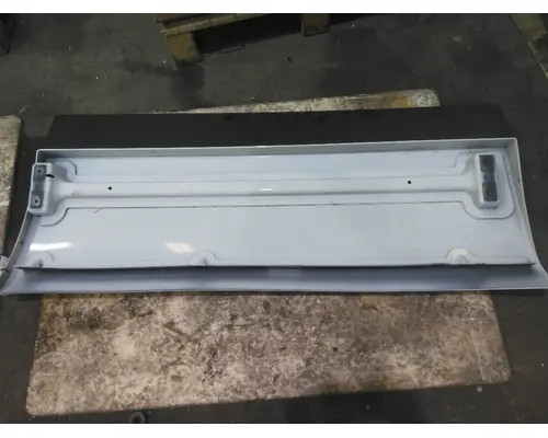 KENWORTH T680 CAB EXTENSION