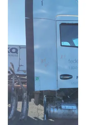 KENWORTH T680 CAB EXTENSION