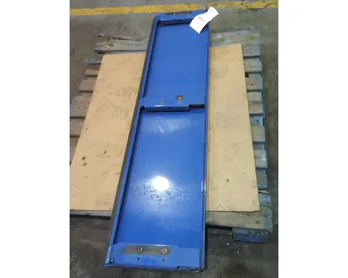 KENWORTH T680 CAB EXTENSION