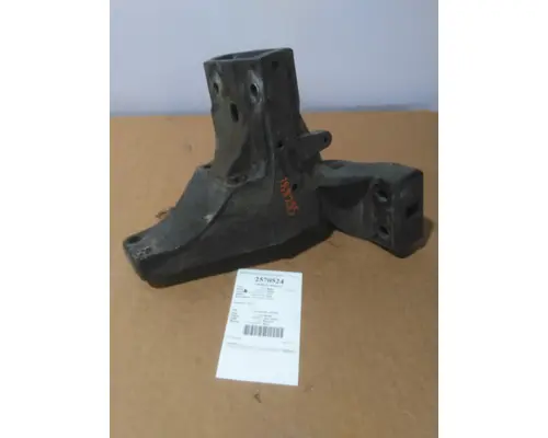 KENWORTH T680 CAB MOUNT,BRACKET