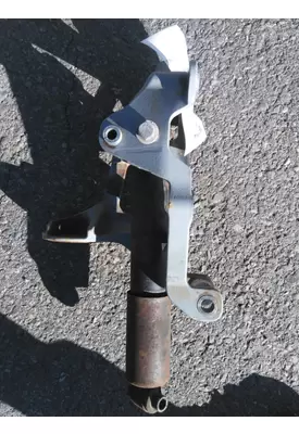 KENWORTH T680 CAB MOUNT,BRACKET