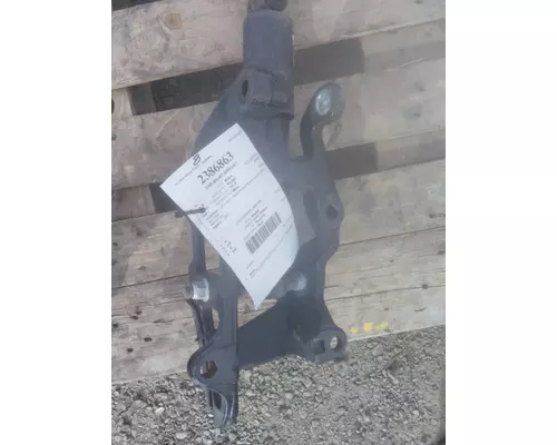 KENWORTH T680 CAB MOUNT,BRACKET