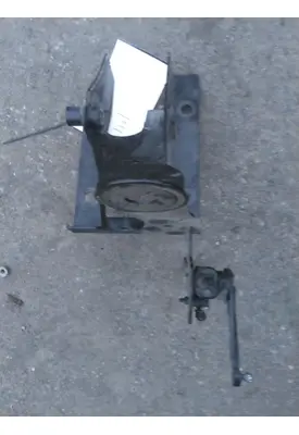 KENWORTH T680 CAB MOUNT,BRACKET