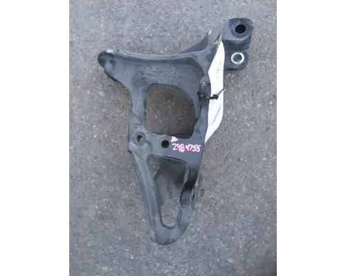 KENWORTH T680 CAB MOUNT,BRACKET