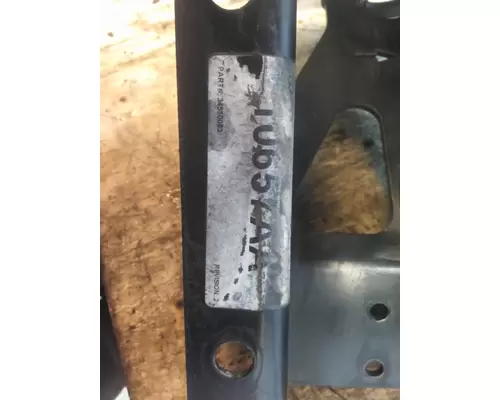 KENWORTH T680 CAB MOUNT,BRACKET