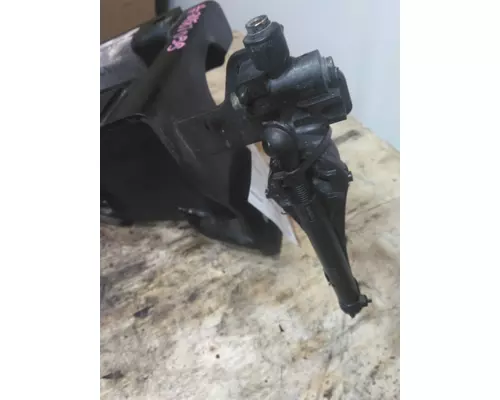 KENWORTH T680 CAB MOUNT,BRACKET