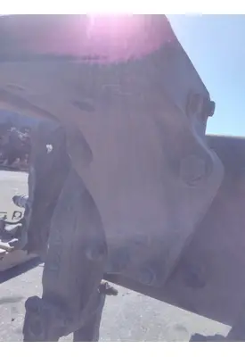 KENWORTH T680 CAB MOUNT,BRACKET