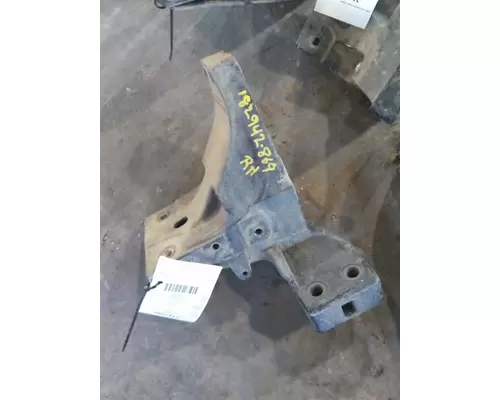 KENWORTH T680 CAB MOUNT,BRACKET