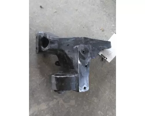 KENWORTH T680 CAB MOUNT,BRACKET