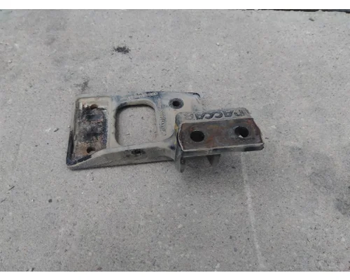 KENWORTH T680 CAB MOUNT,BRACKET