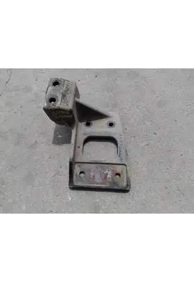KENWORTH T680 CAB MOUNT,BRACKET