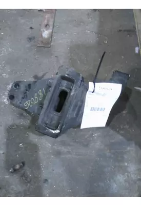 KENWORTH T680 CAB MOUNT,BRACKET