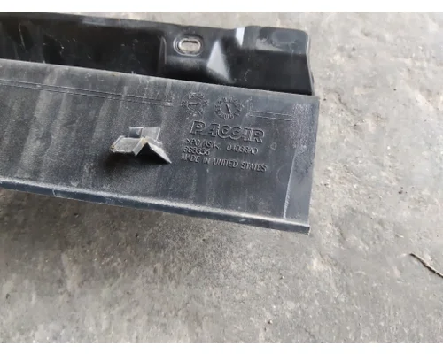 KENWORTH T680 CAB SKIRT FILLER PANEL