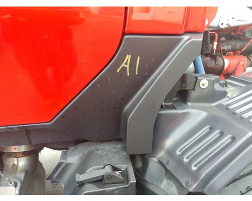KENWORTH T680 CAB SKIRT FILLER PANEL