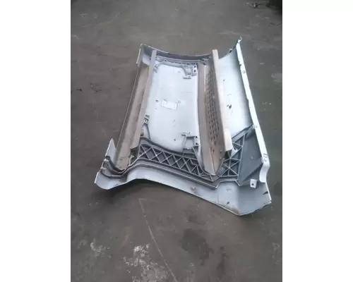 KENWORTH T680 CAB SKIRTSIDE FAIRING