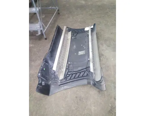 KENWORTH T680 CAB SKIRTSIDE FAIRING
