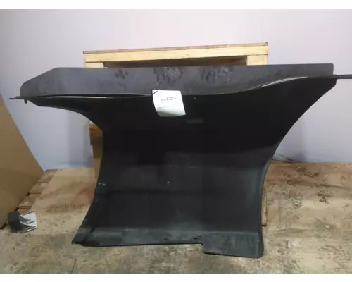 KENWORTH T680 CAB SKIRTSIDE FAIRING