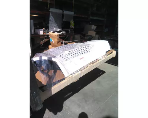 KENWORTH T680 CAB SKIRTSIDE FAIRING