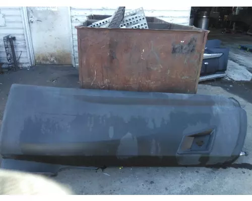 KENWORTH T680 CAB SKIRTSIDE FAIRING