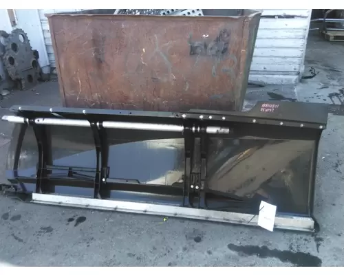 KENWORTH T680 CAB SKIRTSIDE FAIRING