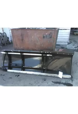 KENWORTH T680 CAB SKIRT/SIDE FAIRING