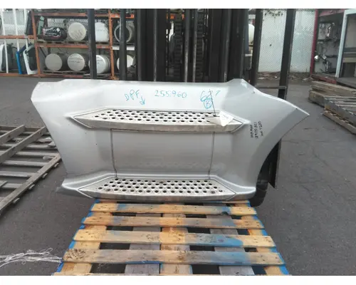 KENWORTH T680 CAB SKIRTSIDE FAIRING