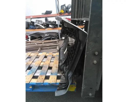 KENWORTH T680 CAB SKIRTSIDE FAIRING