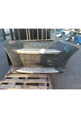 KENWORTH T680 CAB SKIRT/SIDE FAIRING