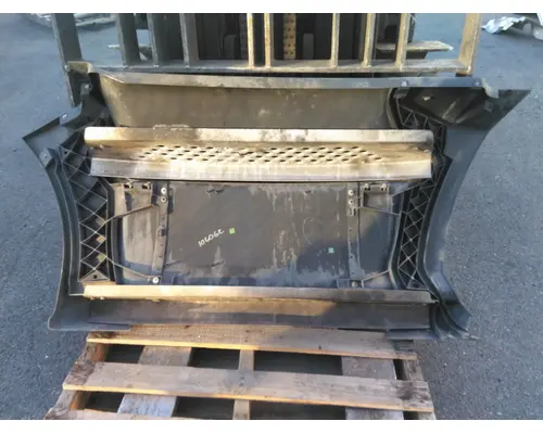 KENWORTH T680 CAB SKIRTSIDE FAIRING