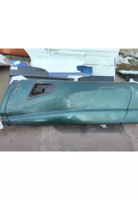 KENWORTH T680 CAB SKIRT/SIDE FAIRING