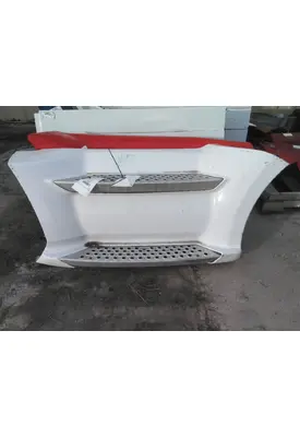 KENWORTH T680 CAB SKIRT/SIDE FAIRING