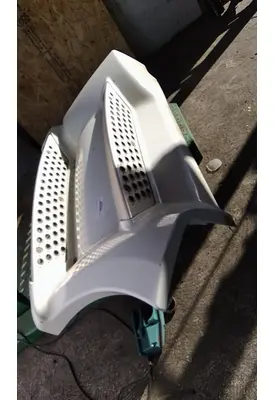 KENWORTH T680 CAB SKIRT/SIDE FAIRING