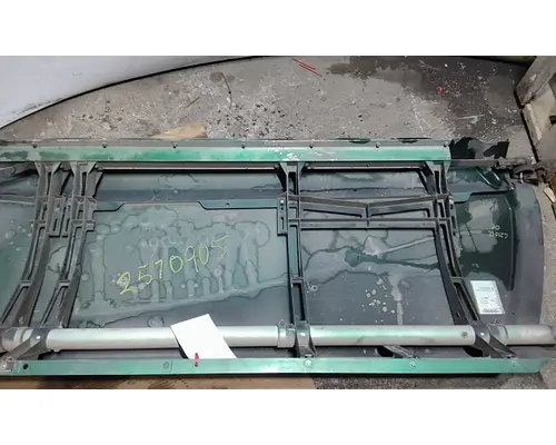 KENWORTH T680 CAB SKIRTSIDE FAIRING