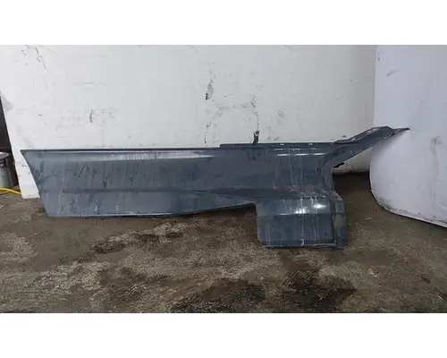 KENWORTH T680 CAB SKIRTSIDE FAIRING