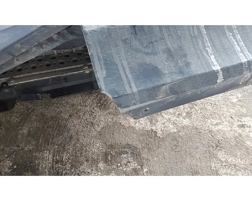 KENWORTH T680 CAB SKIRTSIDE FAIRING