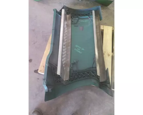 KENWORTH T680 CAB SKIRTSIDE FAIRING