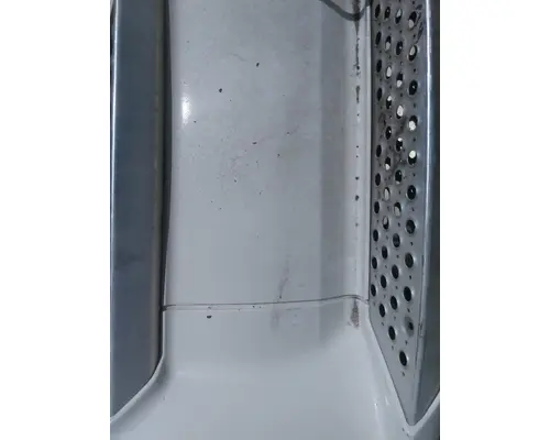 KENWORTH T680 CAB SKIRTSIDE FAIRING