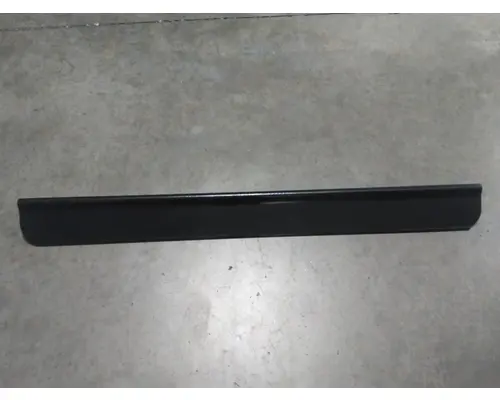 KENWORTH T680 CAB SKIRTSIDE FAIRING