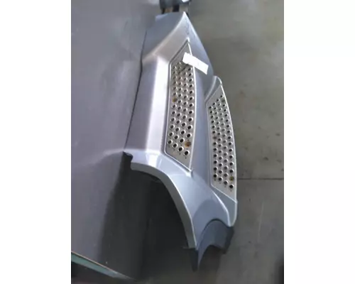 KENWORTH T680 CAB SKIRTSIDE FAIRING